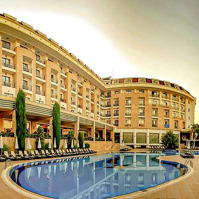 Imperial Sunland Resort Hotel